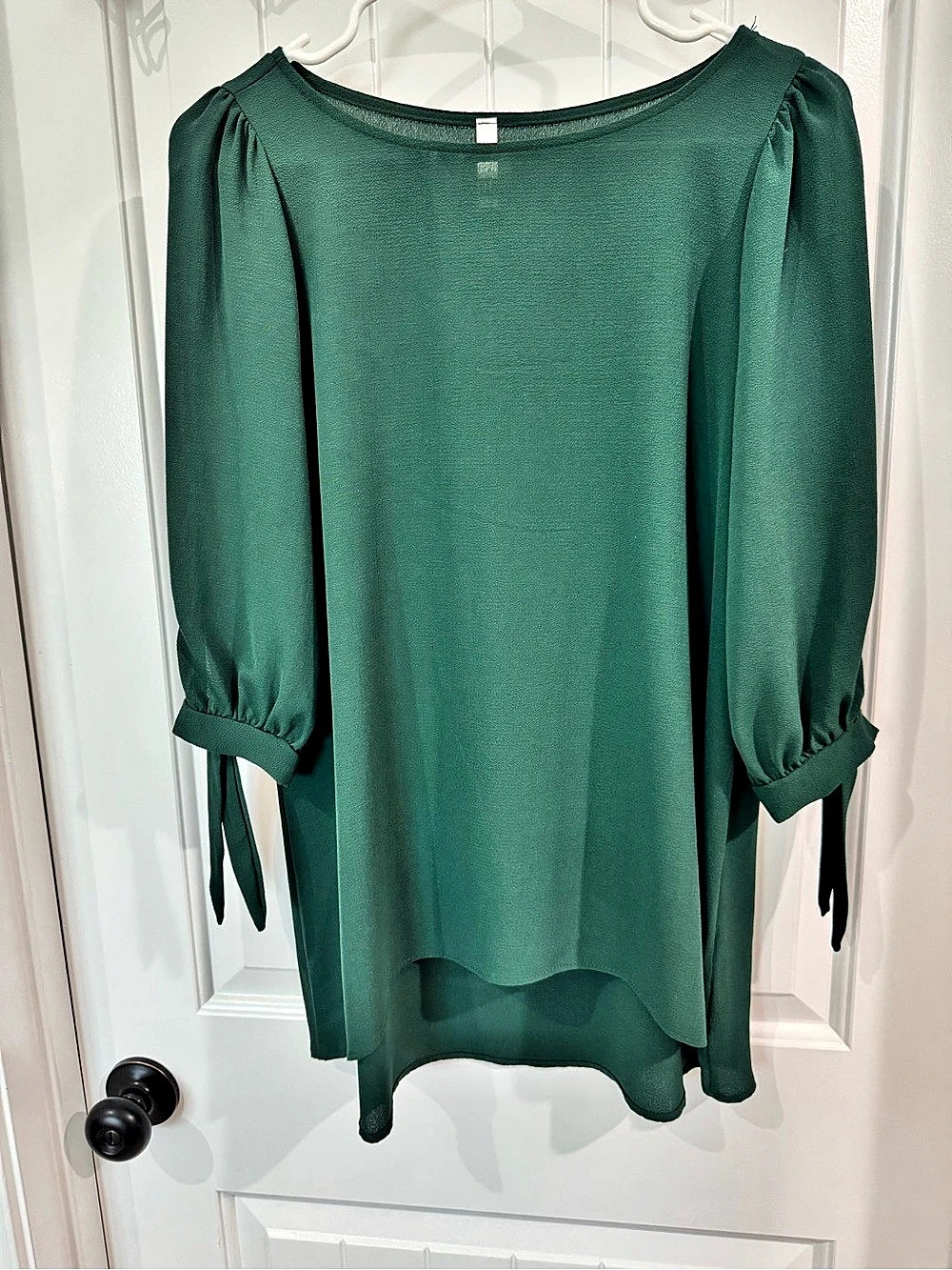 Lauren Ralph Lauren Green Tie-Cuff Blouse Like New